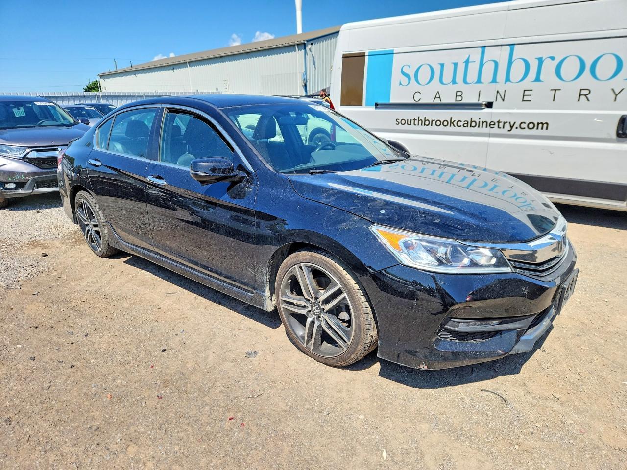 2017 HONDA ACCORD SPORT — Фото 4 из 12