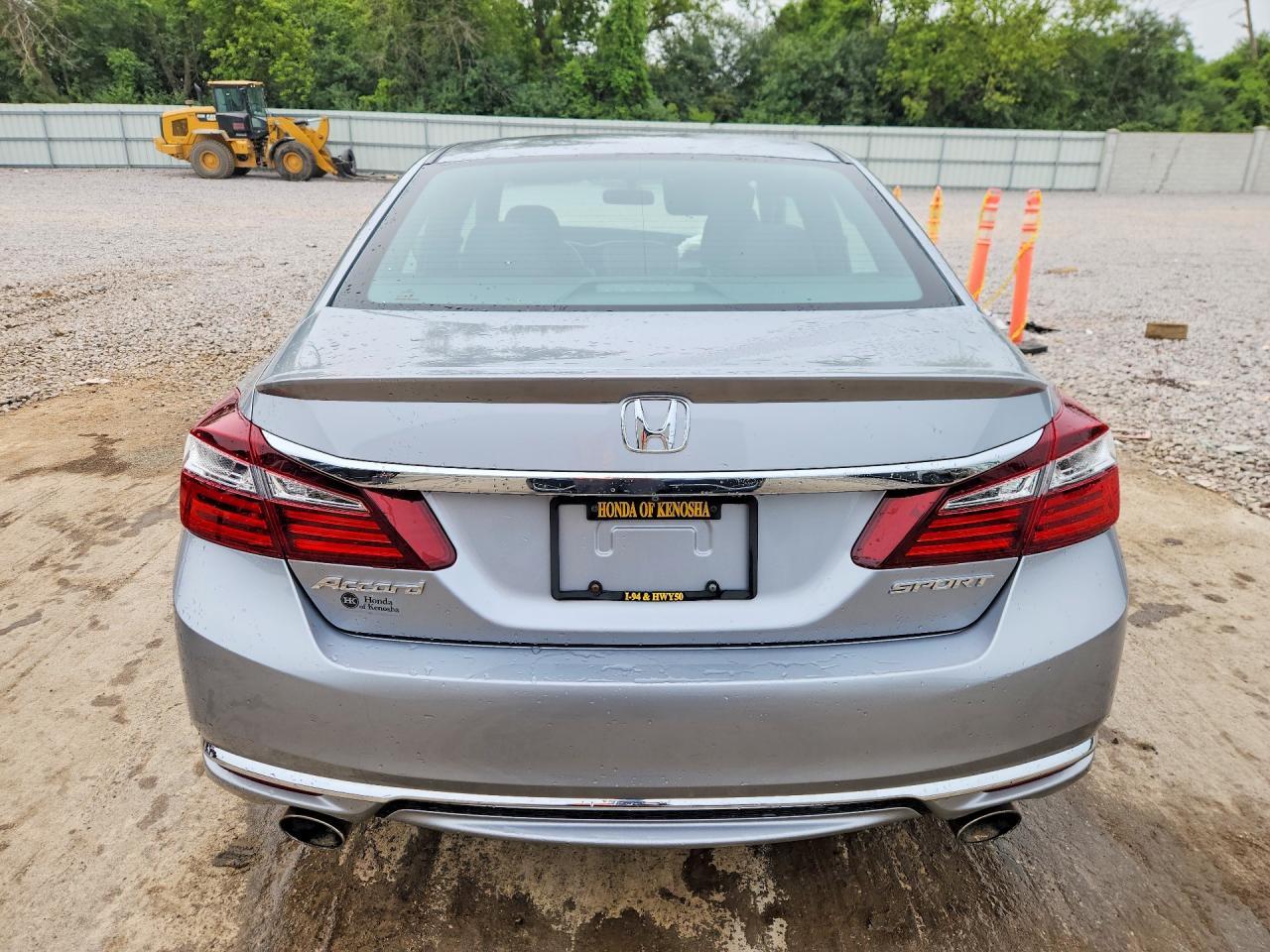 2017 HONDA ACCORD SPORT — Фото 6 из 13