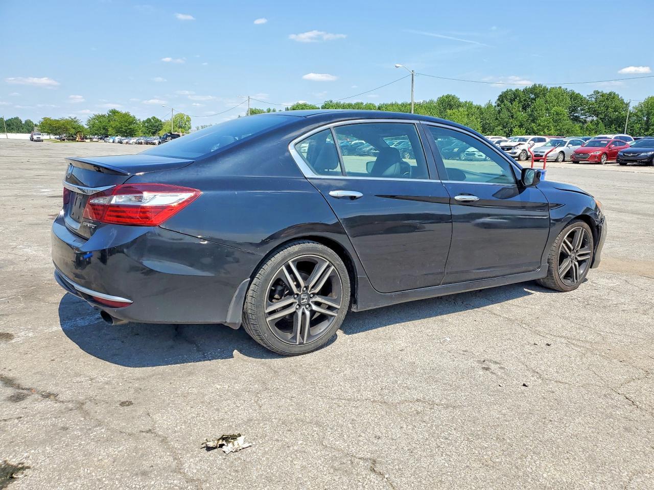 2017 HONDA ACCORD SPORT — Фото 3 из 12