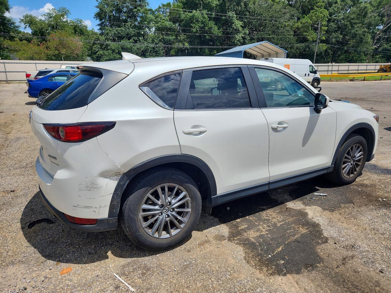 2021 MAZDA CX-5 TOURING — Фото 3 из 13
