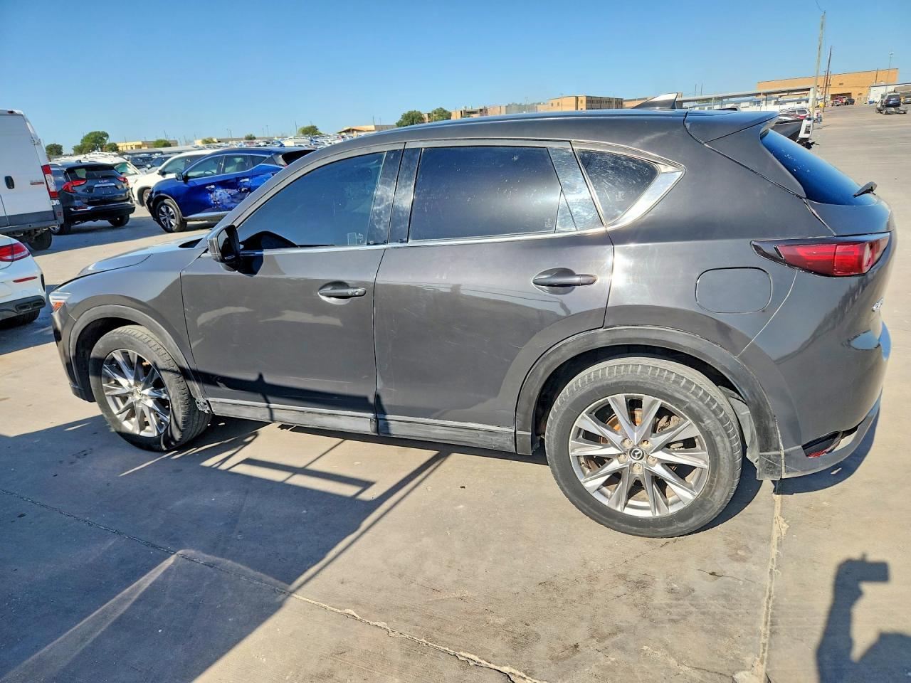 2021 MAZDA CX-5 GRAND TOURING — Фото 2 из 13