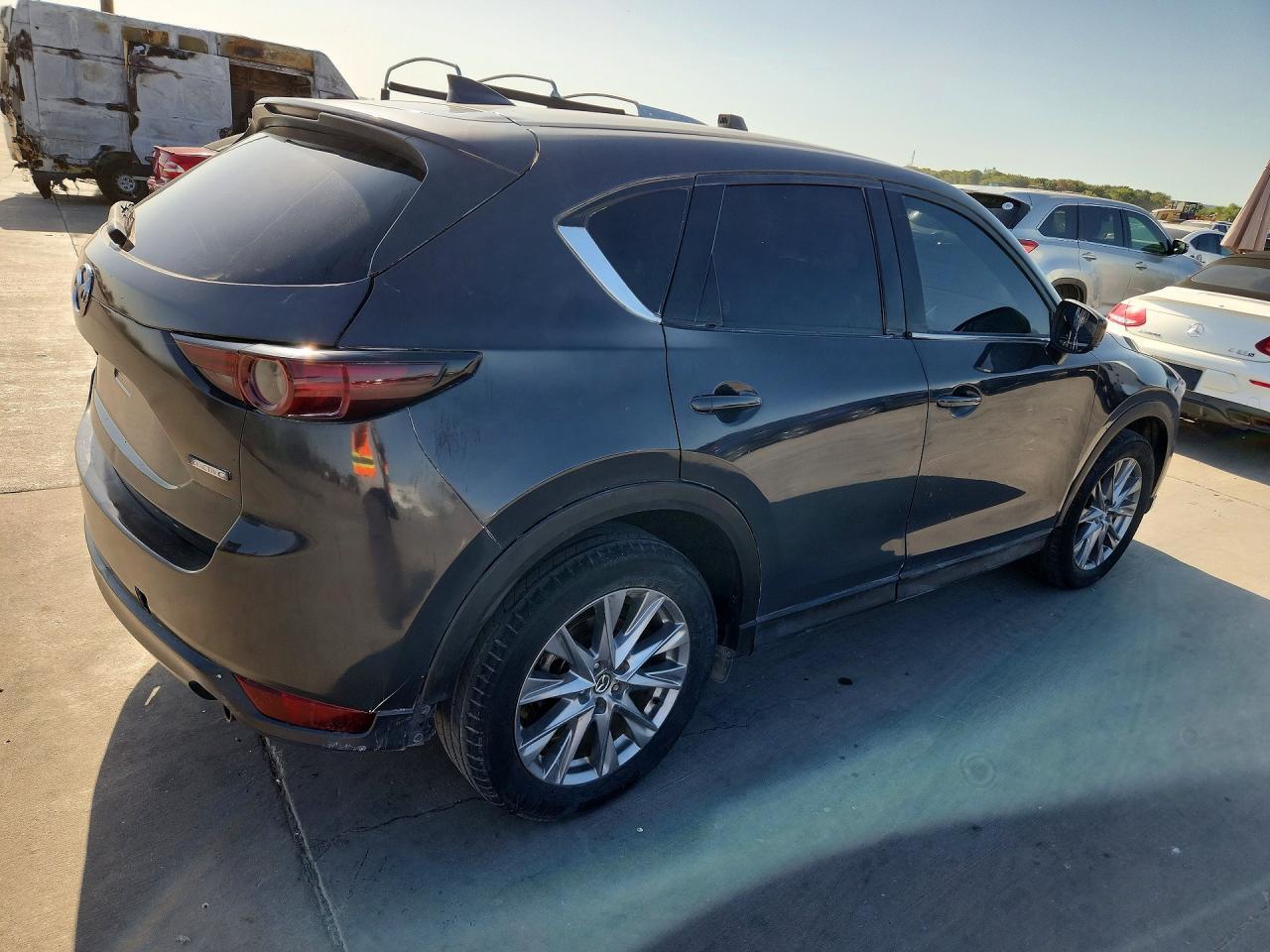 2021 MAZDA CX-5 GRAND TOURING — Фото 3 из 13