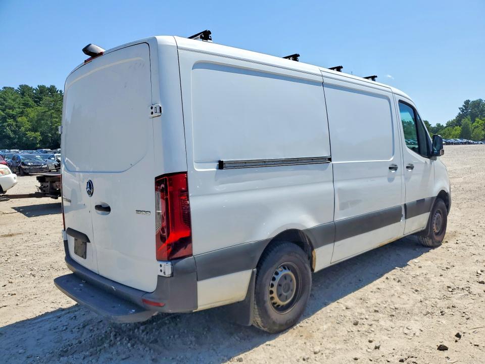 2021 MERCEDES-BENZ SPRINTER 1500 — Фото 3 из 13