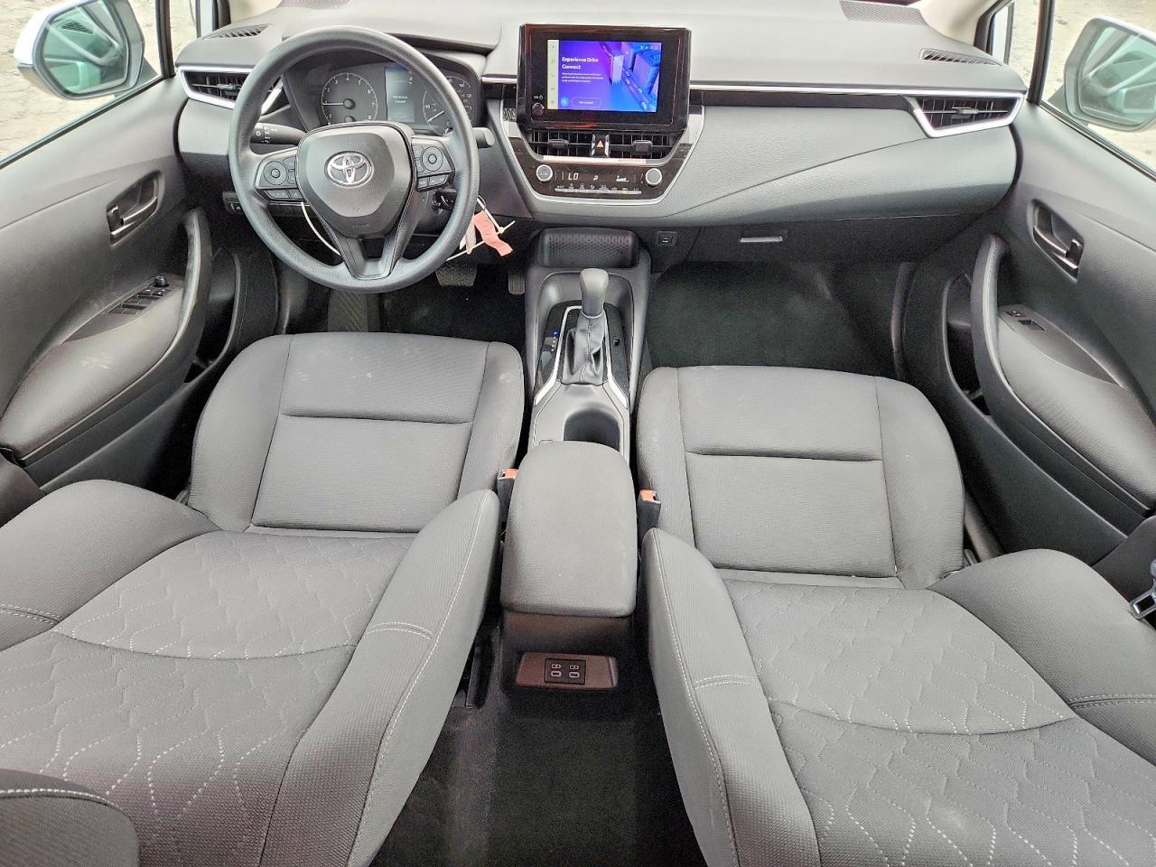 2025 TOYOTA COROLLA LE — Фото 8 из 12