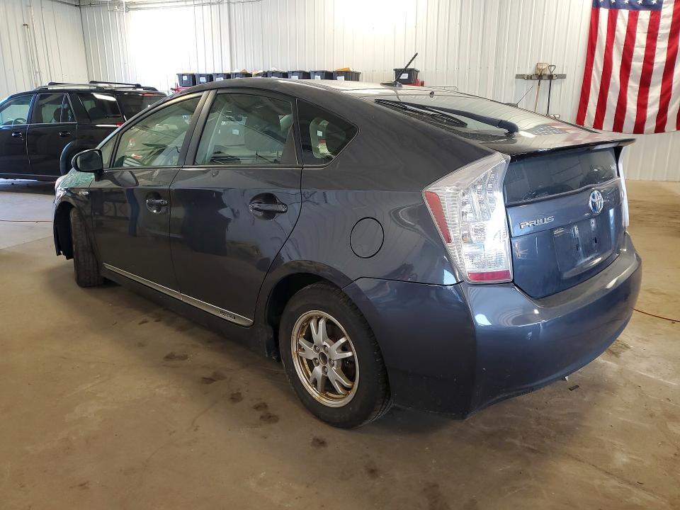2011 TOYOTA PRIUS THREE — Фото 2 из 13