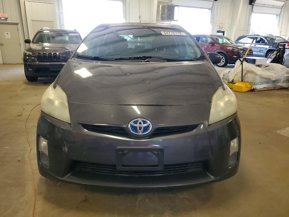 2011 TOYOTA PRIUS THREE — Фото 5 из 13