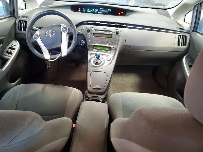 2011 TOYOTA PRIUS THREE — Фото 8 из 13