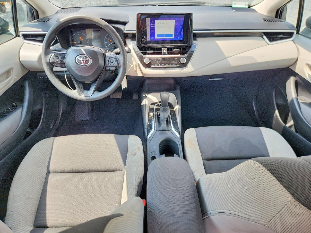 2025 TOYOTA COROLLA LE — Фото 8 из 12
