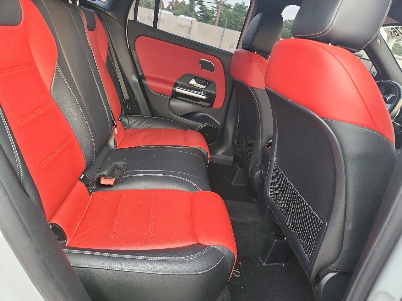 2021 MERCEDES-BENZ GLA 35 AMG — Фото 11 из 13