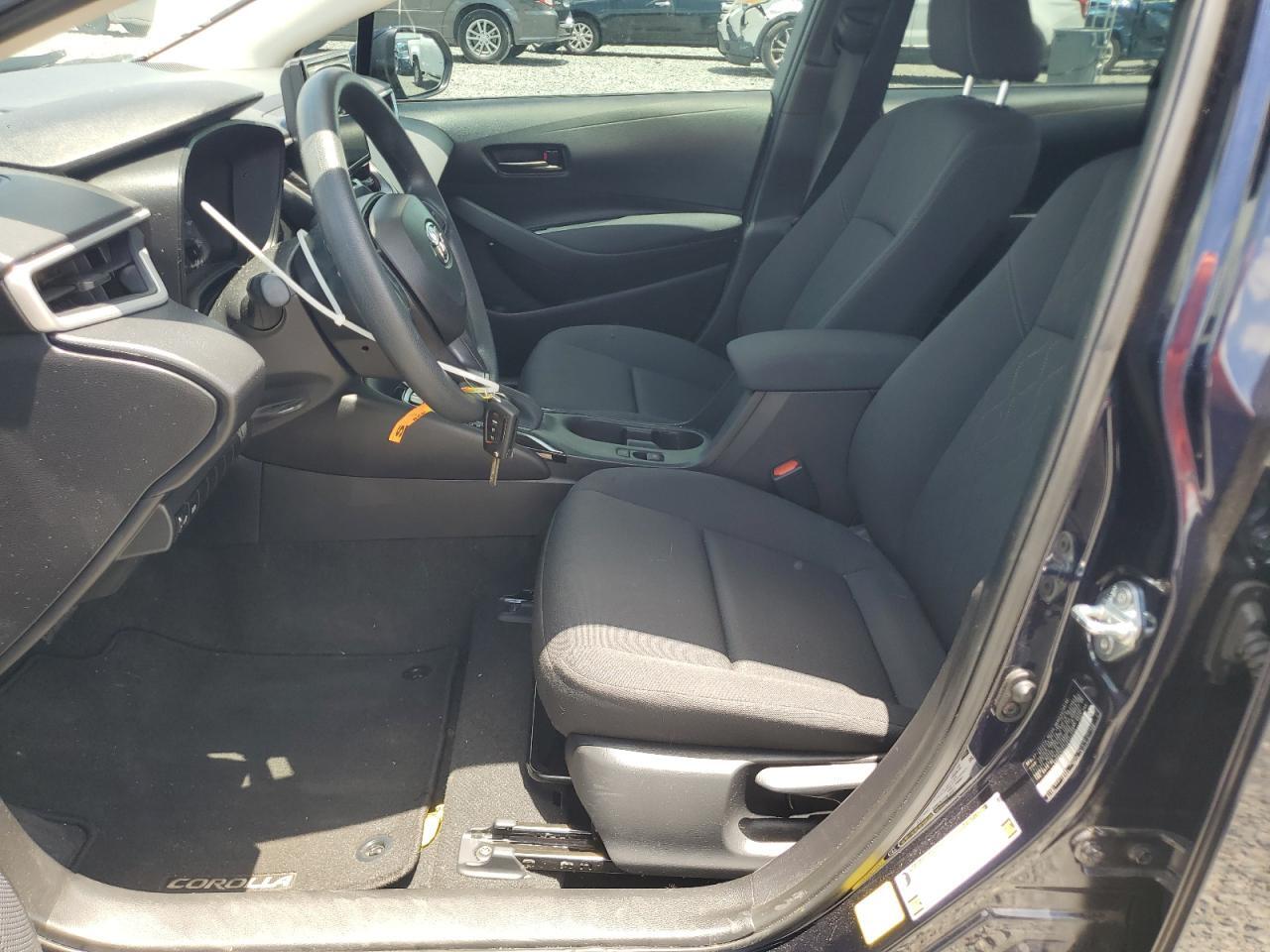 2025 TOYOTA COROLLA LE — Фото 7 из 12