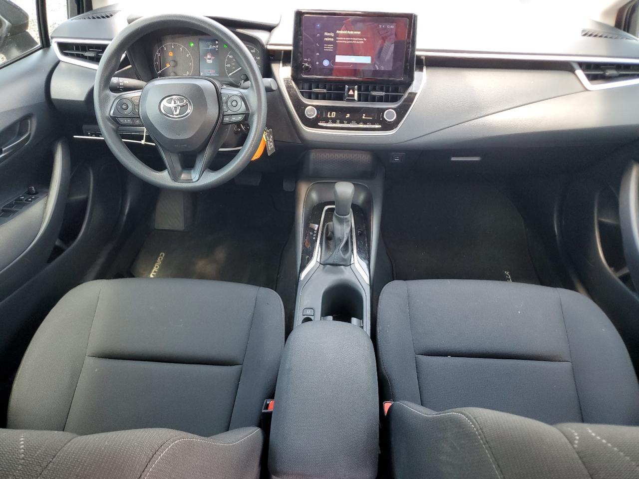 2025 TOYOTA COROLLA LE — Фото 8 из 12
