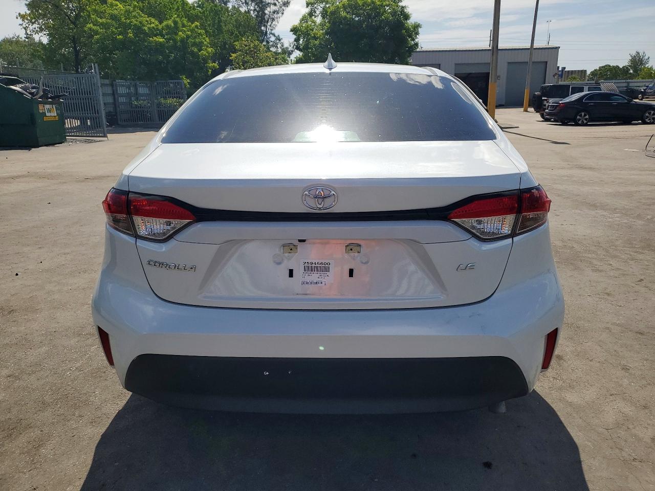 2025 TOYOTA COROLLA LE — Фото 6 из 12