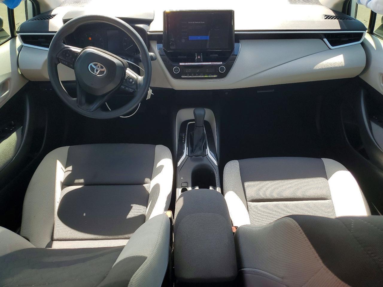 2025 TOYOTA COROLLA LE — Фото 8 из 12