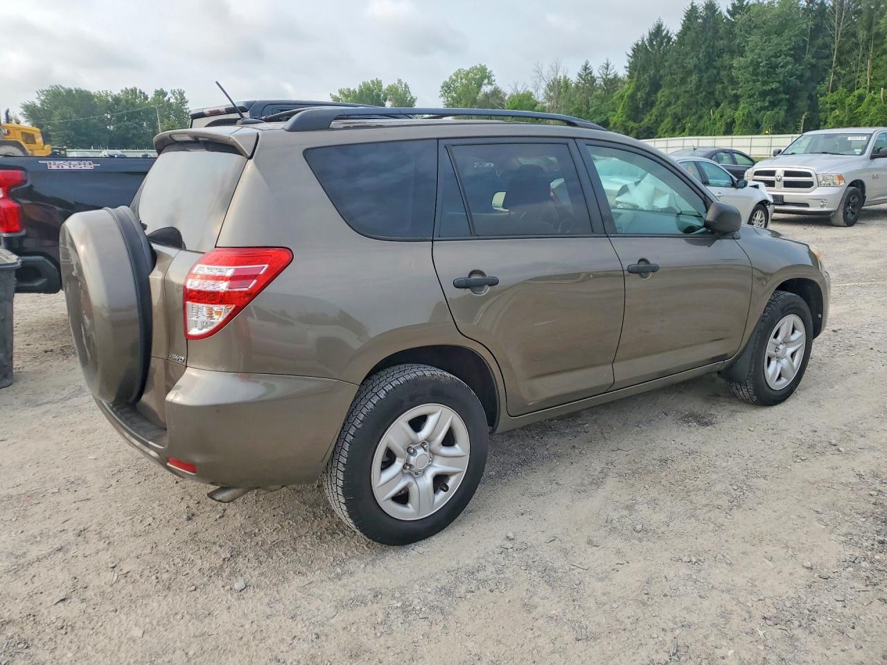 2011 TOYOTA RAV4 BASE — Фото 3 из 13