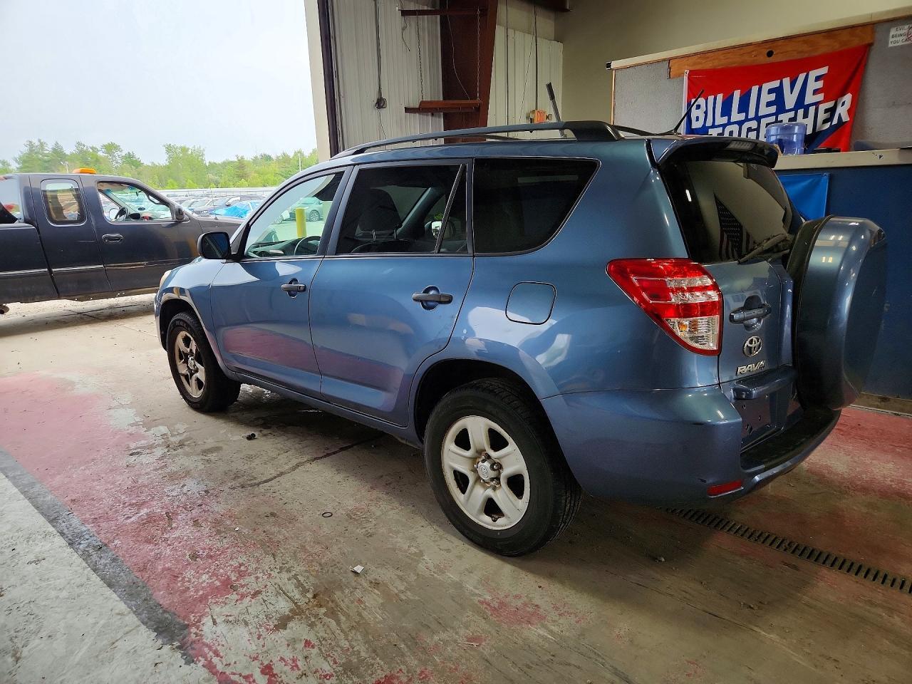 2011 TOYOTA RAV4 BASE — Фото 2 из 13