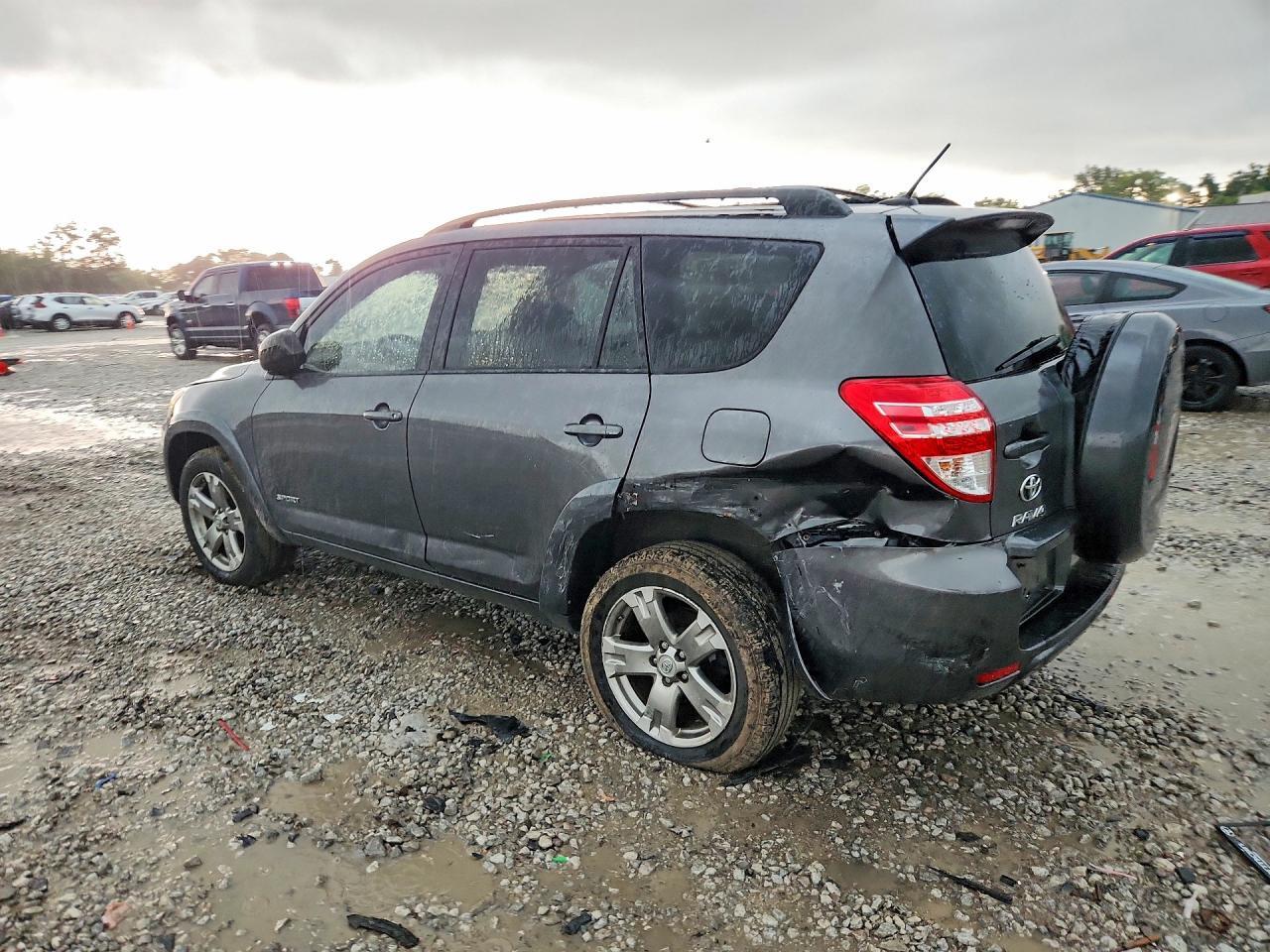 2011 TOYOTA RAV4 SPORT — Фото 2 из 13