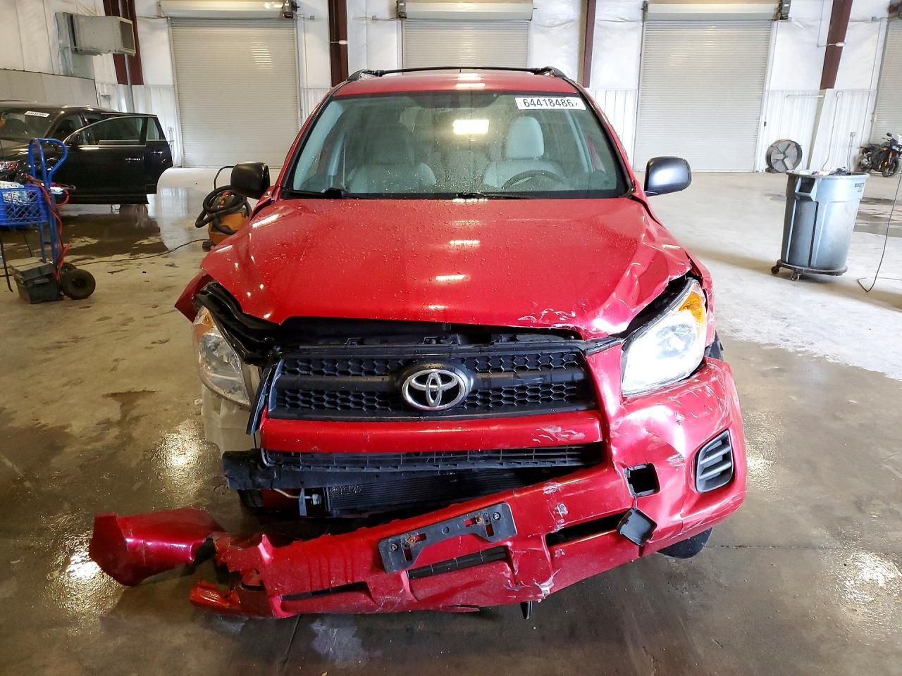 2T3BF4DV5BW090328 2011 TOYOTA RAV4 photo no. 5