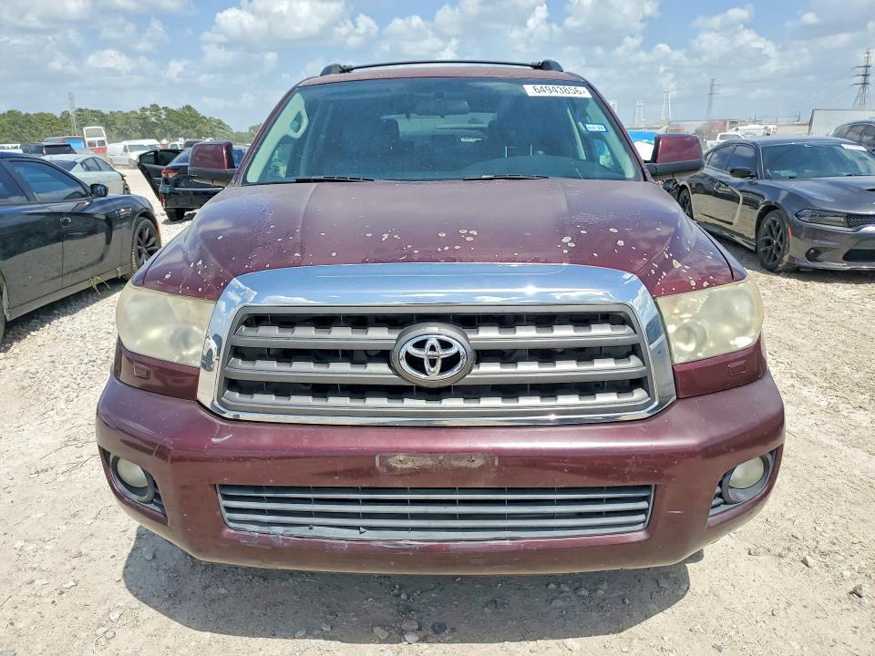 2011 TOYOTA SEQUOIA SR5 — Фото 5 из 13
