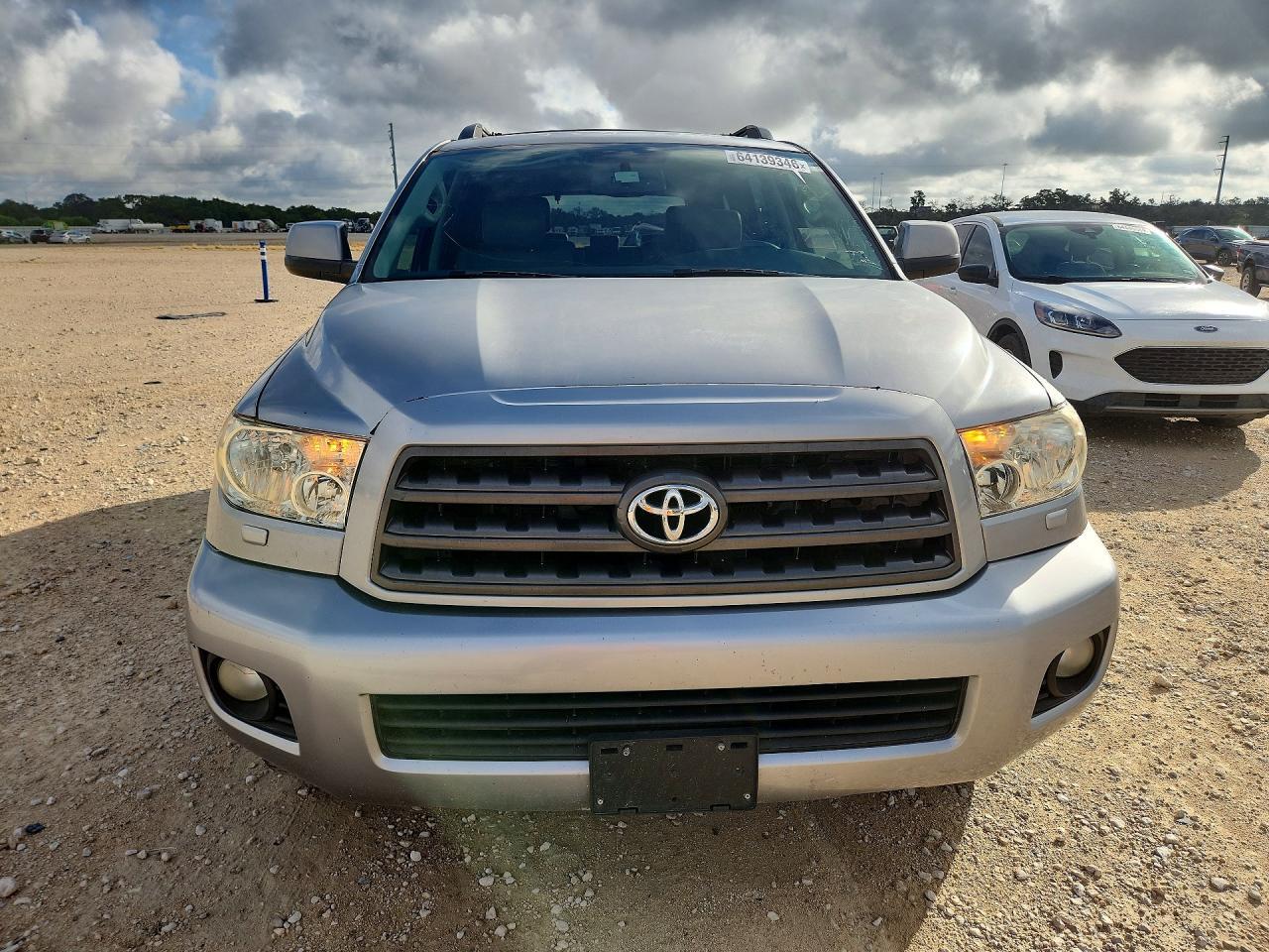 5TDZM5G17BS003159 2011 TOYOTA SEQUOIA photo no. 5