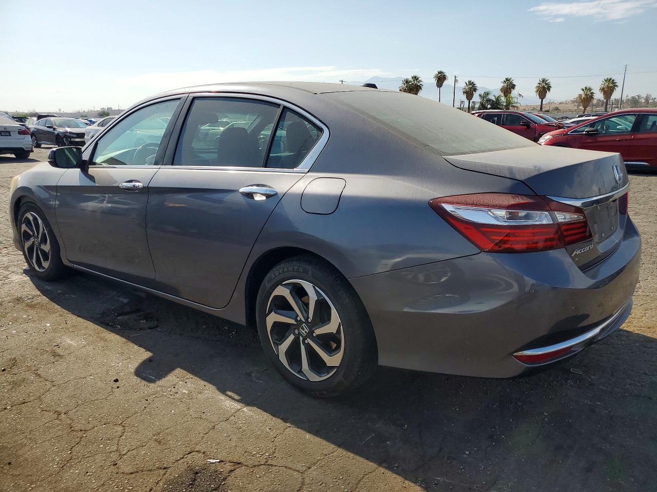 2017 HONDA ACCORD EXL — Фото 2 из 12