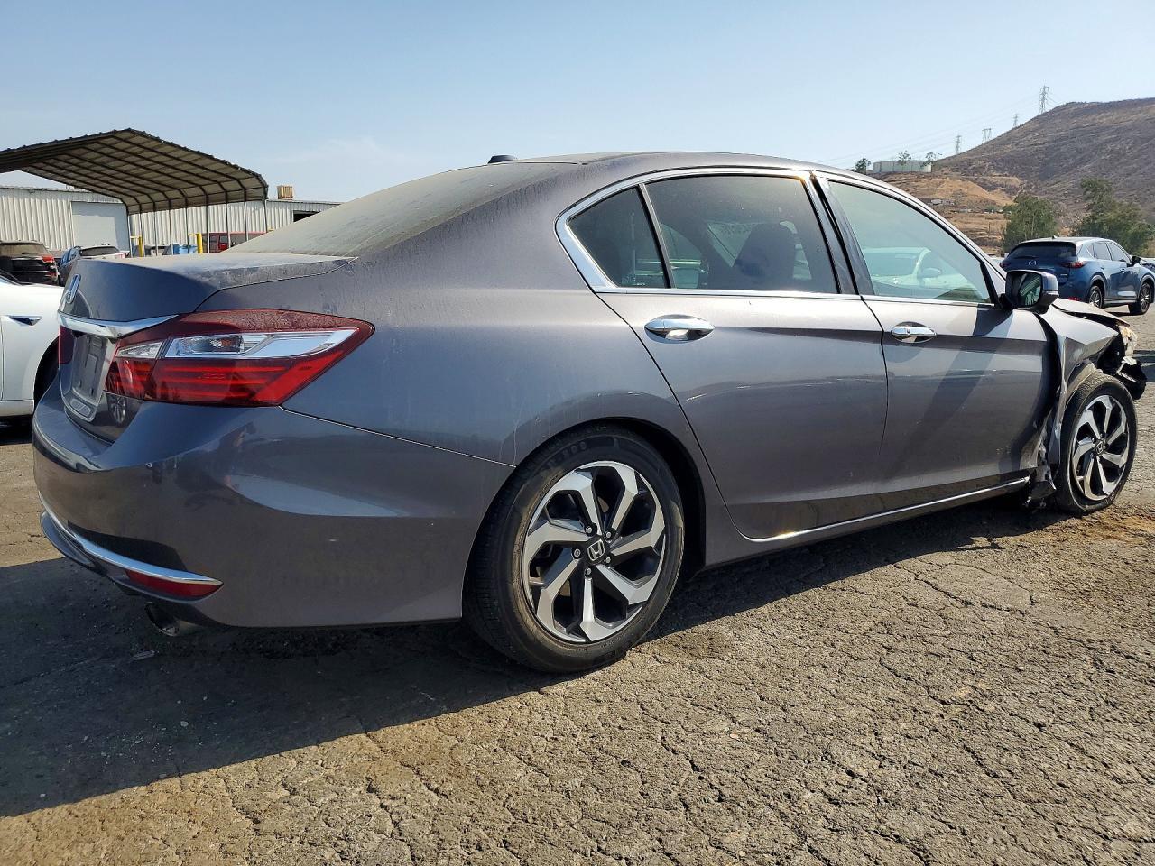 2017 HONDA ACCORD EXL — Фото 3 из 12