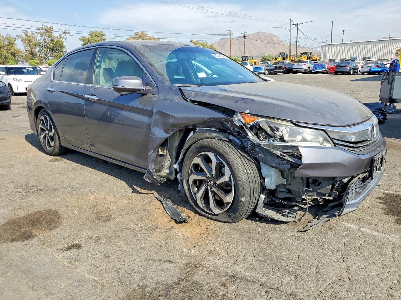 2017 HONDA ACCORD EXL — Фото 4 из 12