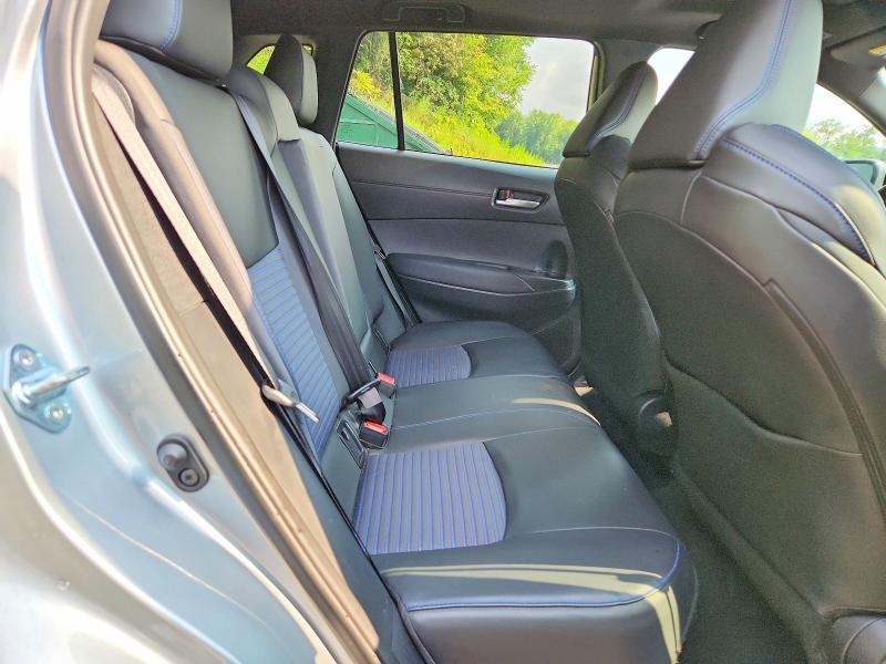 2025 TOYOTA COROLLA CROSS HYBRID XSE — Фото 11 из 15