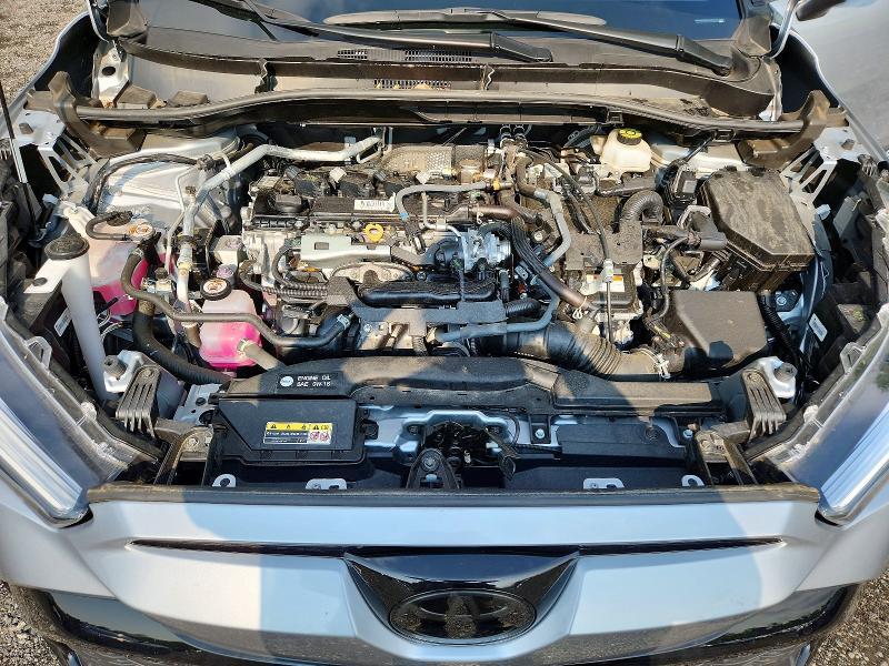 2025 TOYOTA COROLLA CROSS HYBRID XSE — Фото 12 из 15