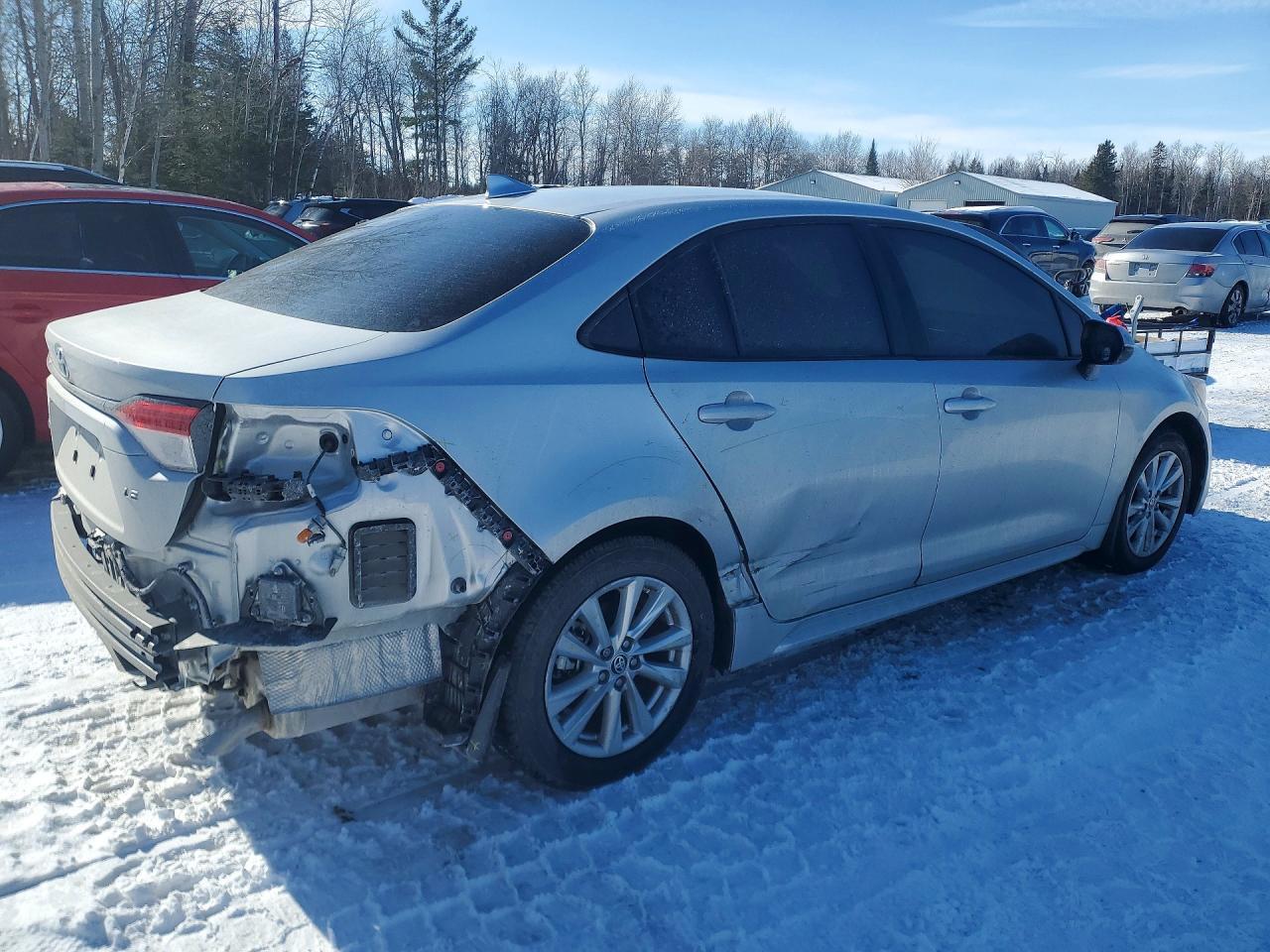 2025 TOYOTA COROLLA L 4DR — Фото 3 из 12