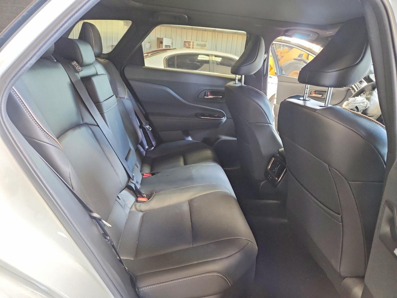 2025 TOYOTA CROWN SIGNIA LIMITED — Фото 10 из 12