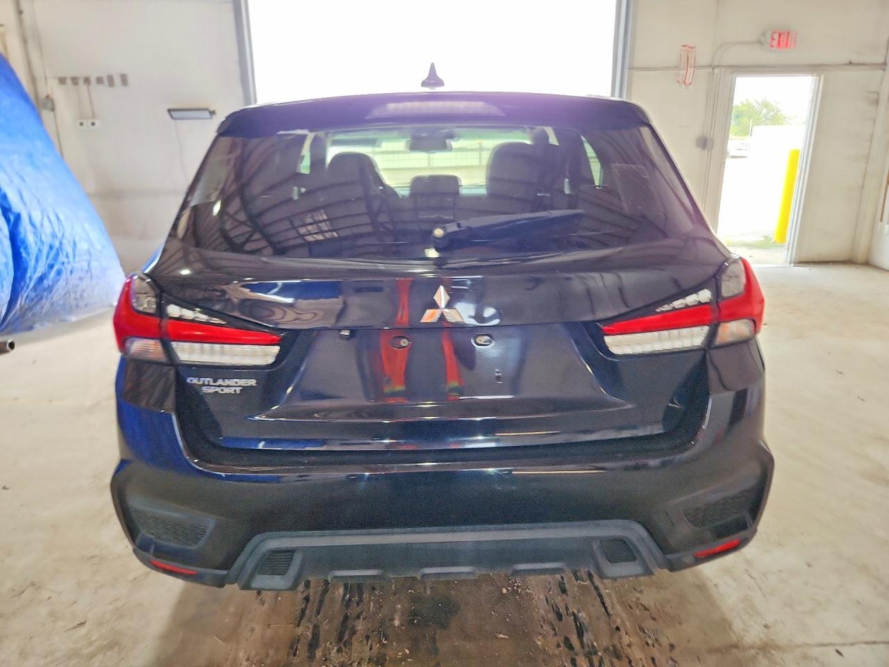 2021 MITSUBISHI OUTLANDER SPORT ES — Фото 6 из 13