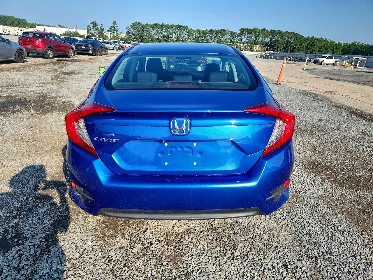2017 HONDA CIVIC LX — Фото 6 из 12
