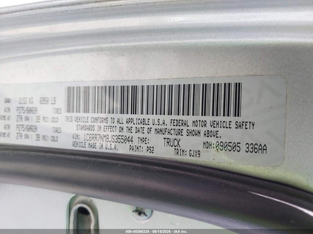 1C6RR7NM8JS355044 2018 RAM 1500 photo no. 9