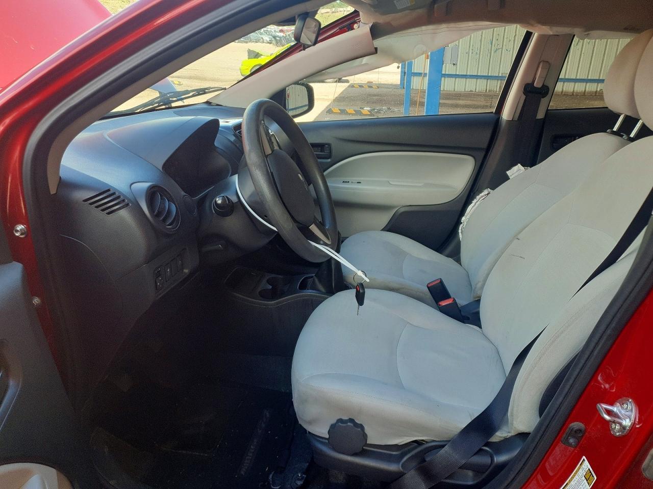 2021 MITSUBISHI MIRAGE G4 ES — Фото 7 из 12