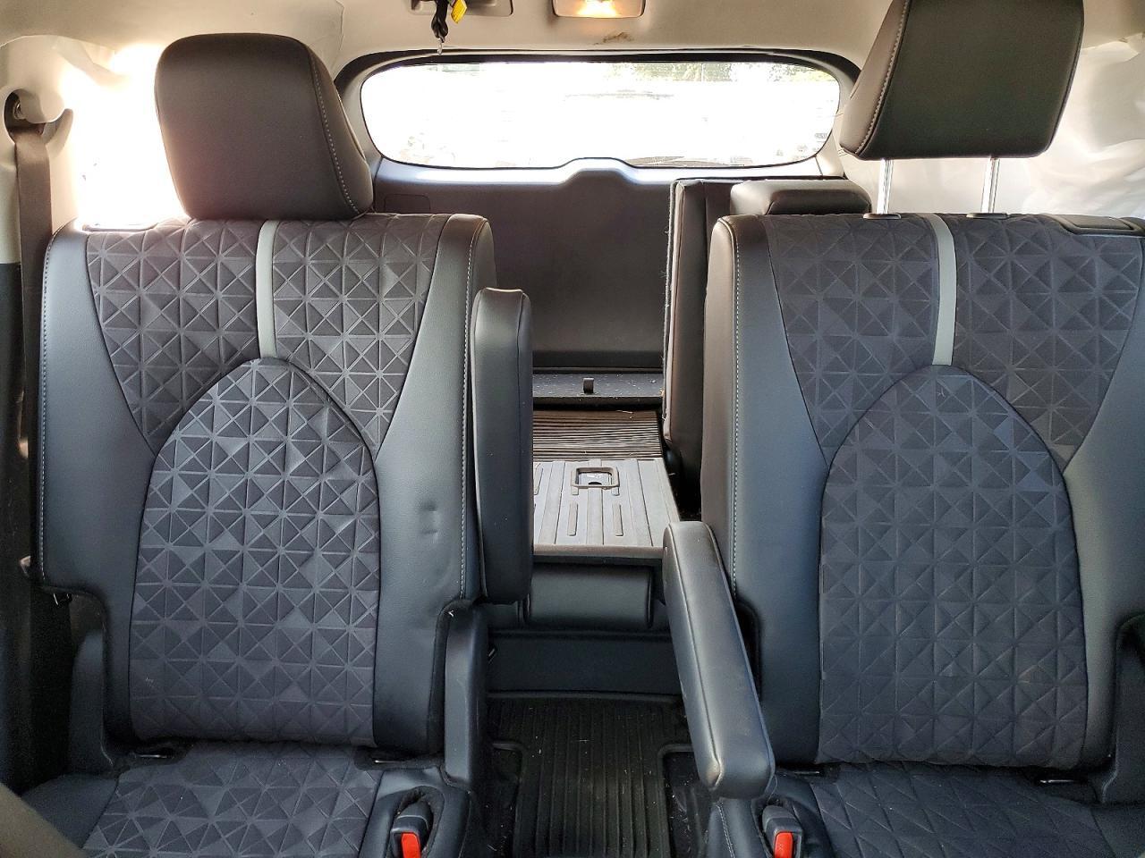 2025 TOYOTA HIGHLANDER HYBRID XLE NIGHTSHADE — Фото 10 из 14