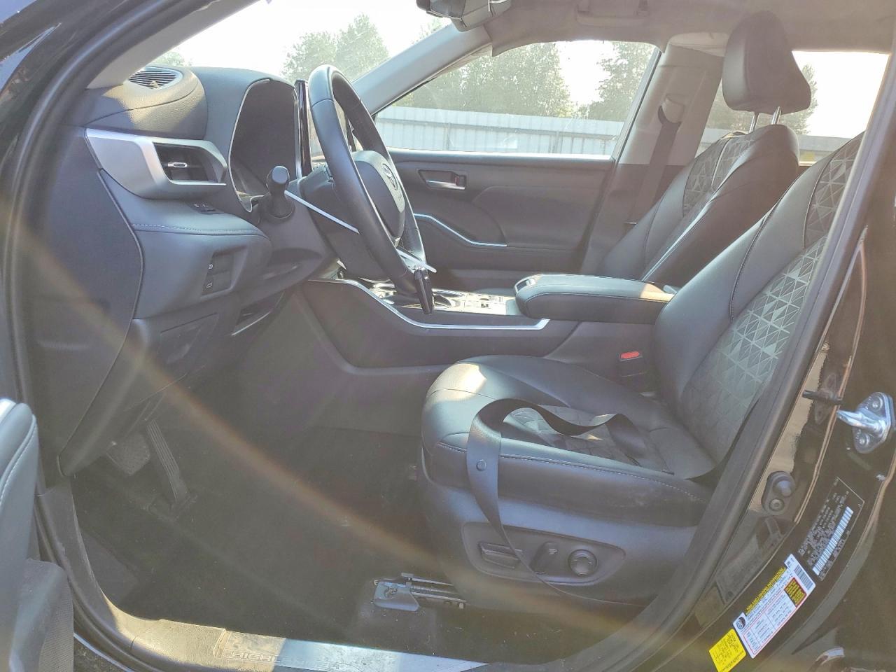 2025 TOYOTA HIGHLANDER HYBRID XLE NIGHTSHADE — Фото 7 из 14