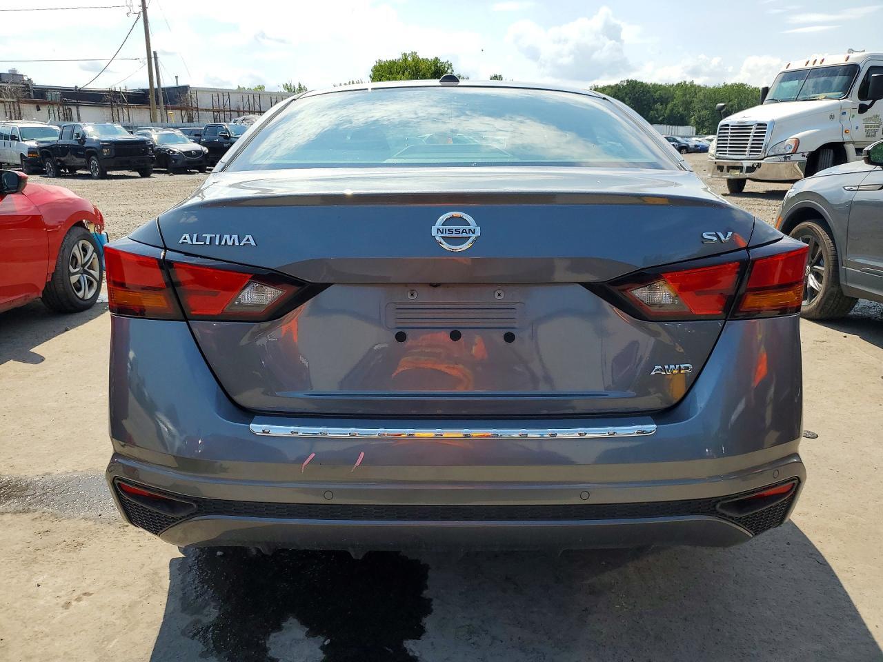 2021 NISSAN ALTIMA SV — Фото 6 из 12