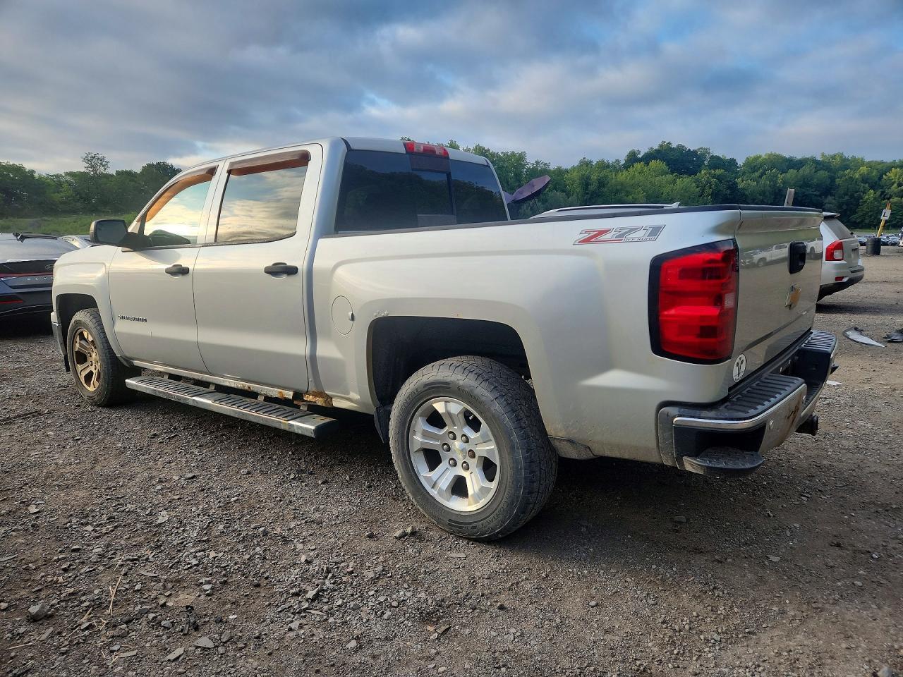 2014 CHEVROLET SILVERADO K1500 LT — Фото 2 из 12