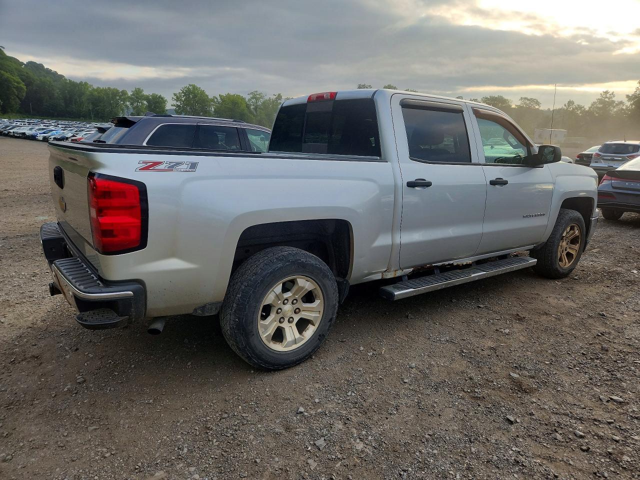 2014 CHEVROLET SILVERADO K1500 LT — Фото 3 из 12