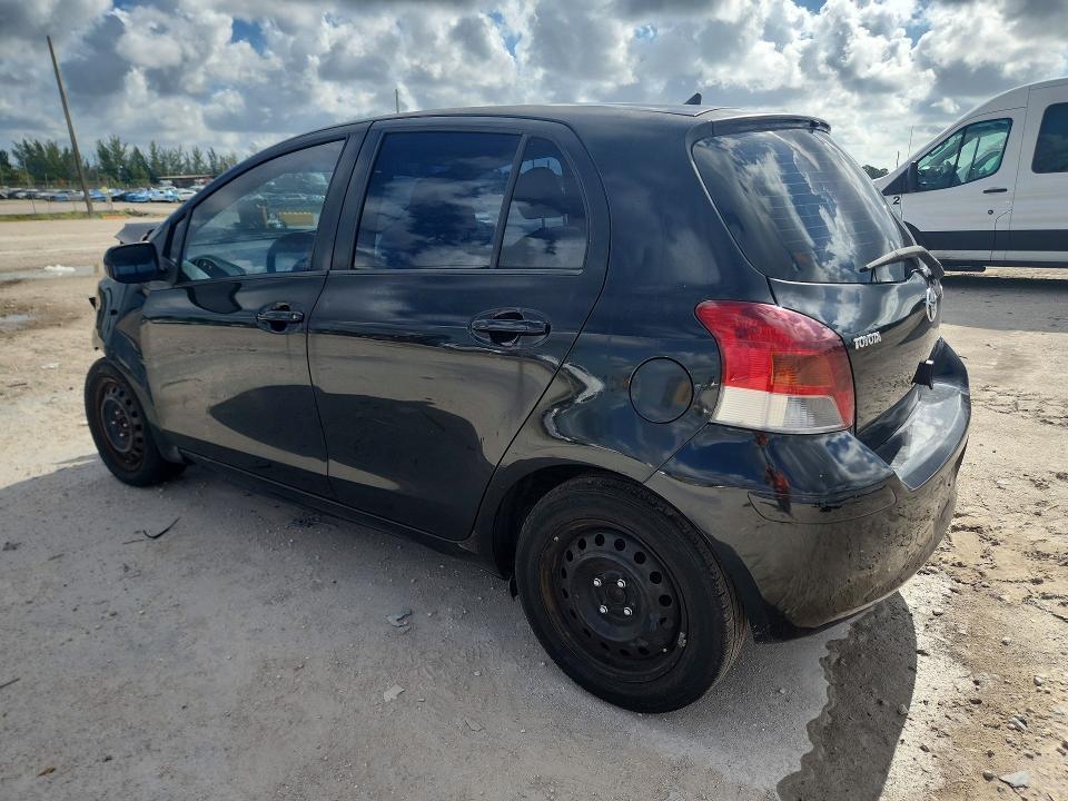 2011 TOYOTA YARIS BASE — Фото 2 из 13