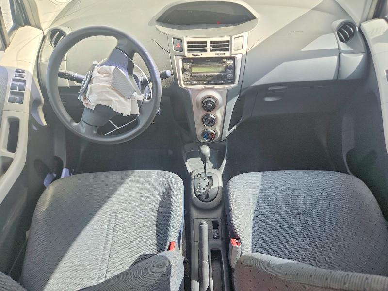 2011 TOYOTA YARIS BASE — Фото 8 из 13
