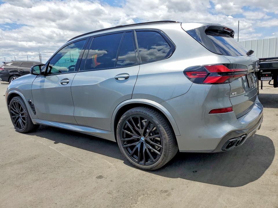 2024 BMW X5 M60I — Фото 2 из 13