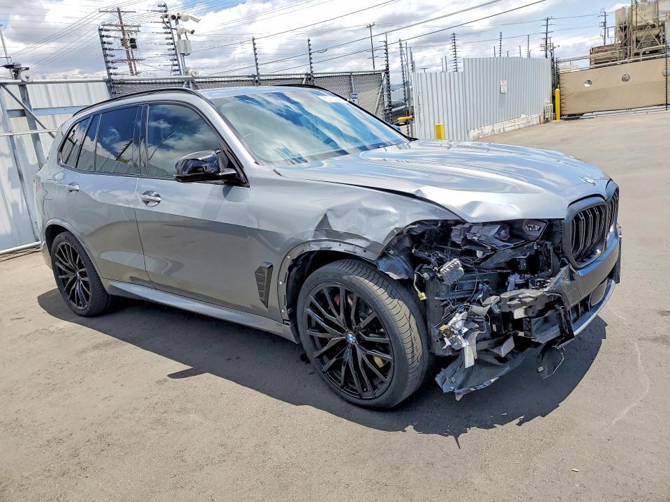 2024 BMW X5 M60I — Фото 4 из 13