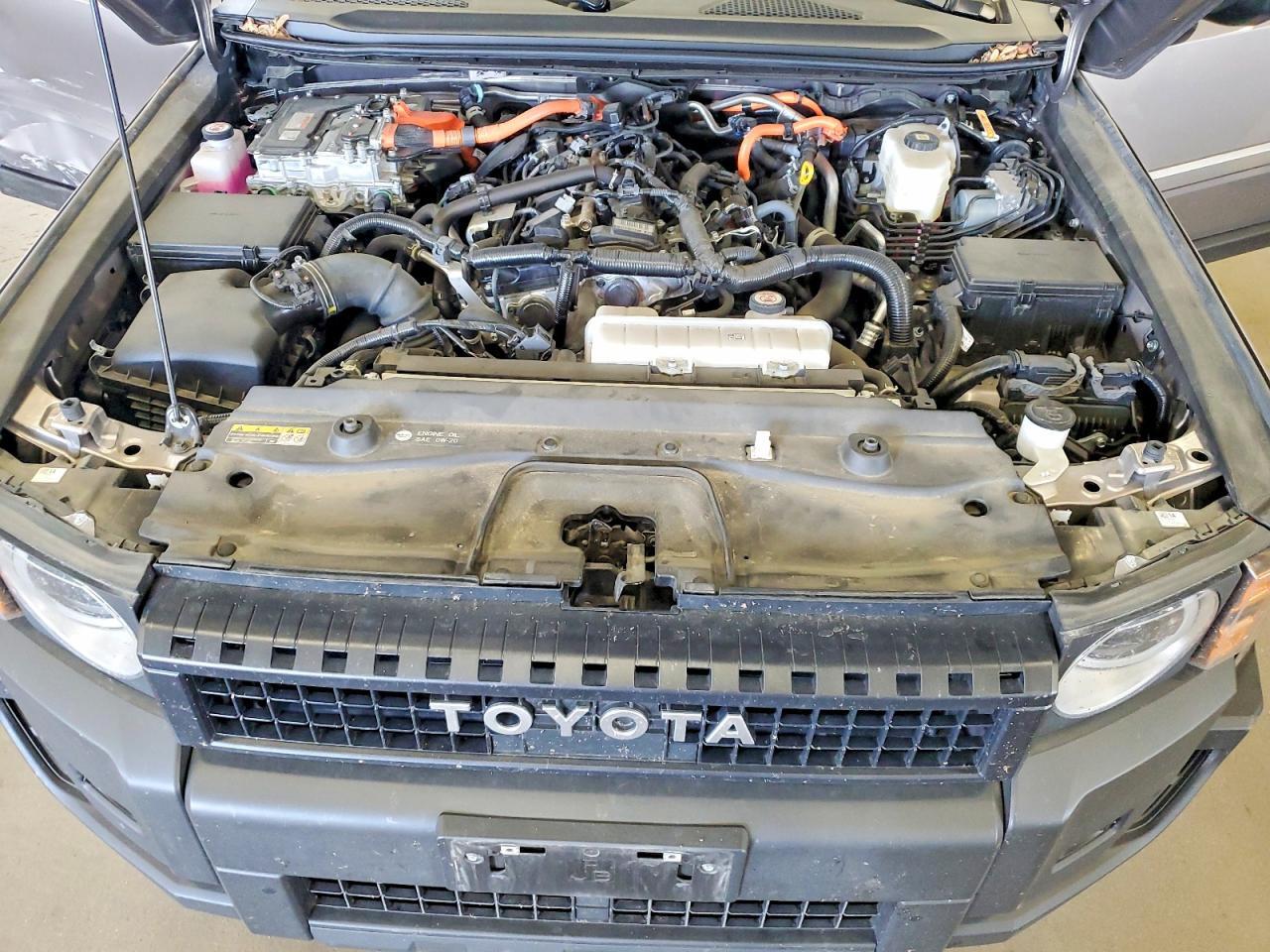 2025 TOYOTA LAND CRUISER 1958 — Фото 12 из 14