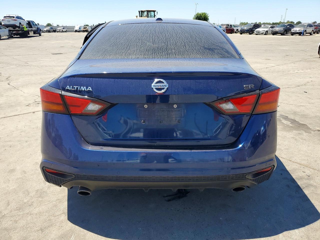 2021 NISSAN ALTIMA SR — Фото 6 из 12