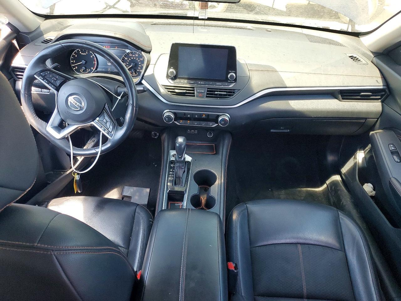 2021 NISSAN ALTIMA SR — Фото 8 из 12
