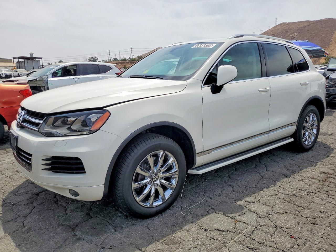 2011 VOLKSWAGEN TOUAREG WVGFF9BP7BD000964