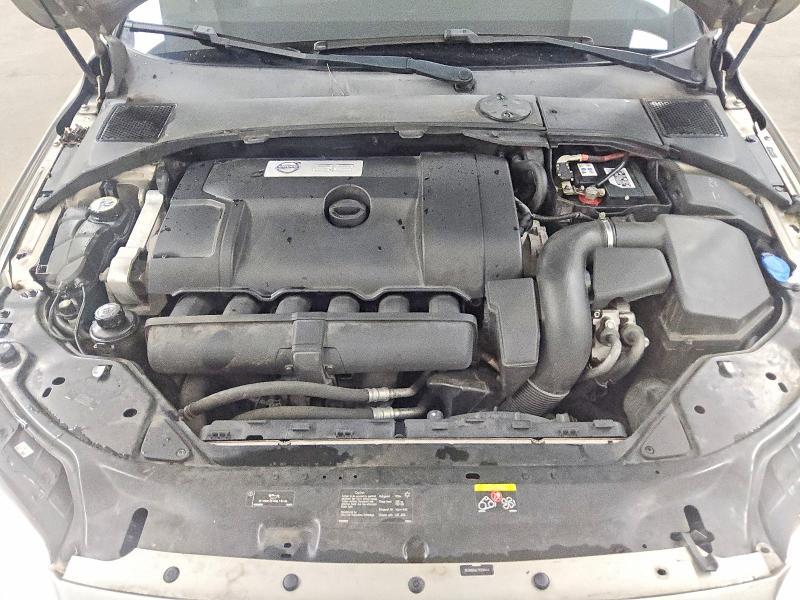 2011 VOLVO XC70 3.2 — Фото 11 из 12