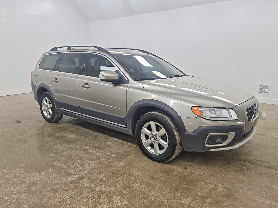 2011 VOLVO XC70 3.2 — Фото 4 из 12