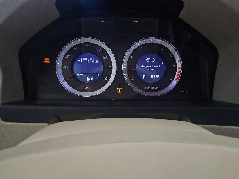 2011 VOLVO XC70 3.2 — Фото 9 из 12
